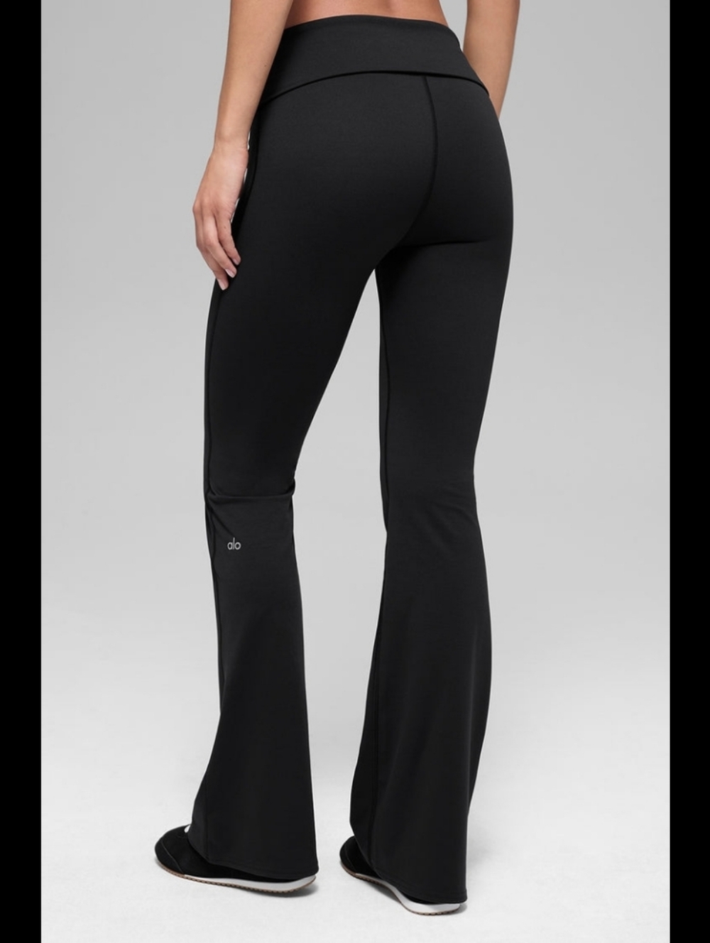 Alo Yoga Black High Waist Flare Leggings XS Bootcut Airbrush Style - Picture 3 of 10